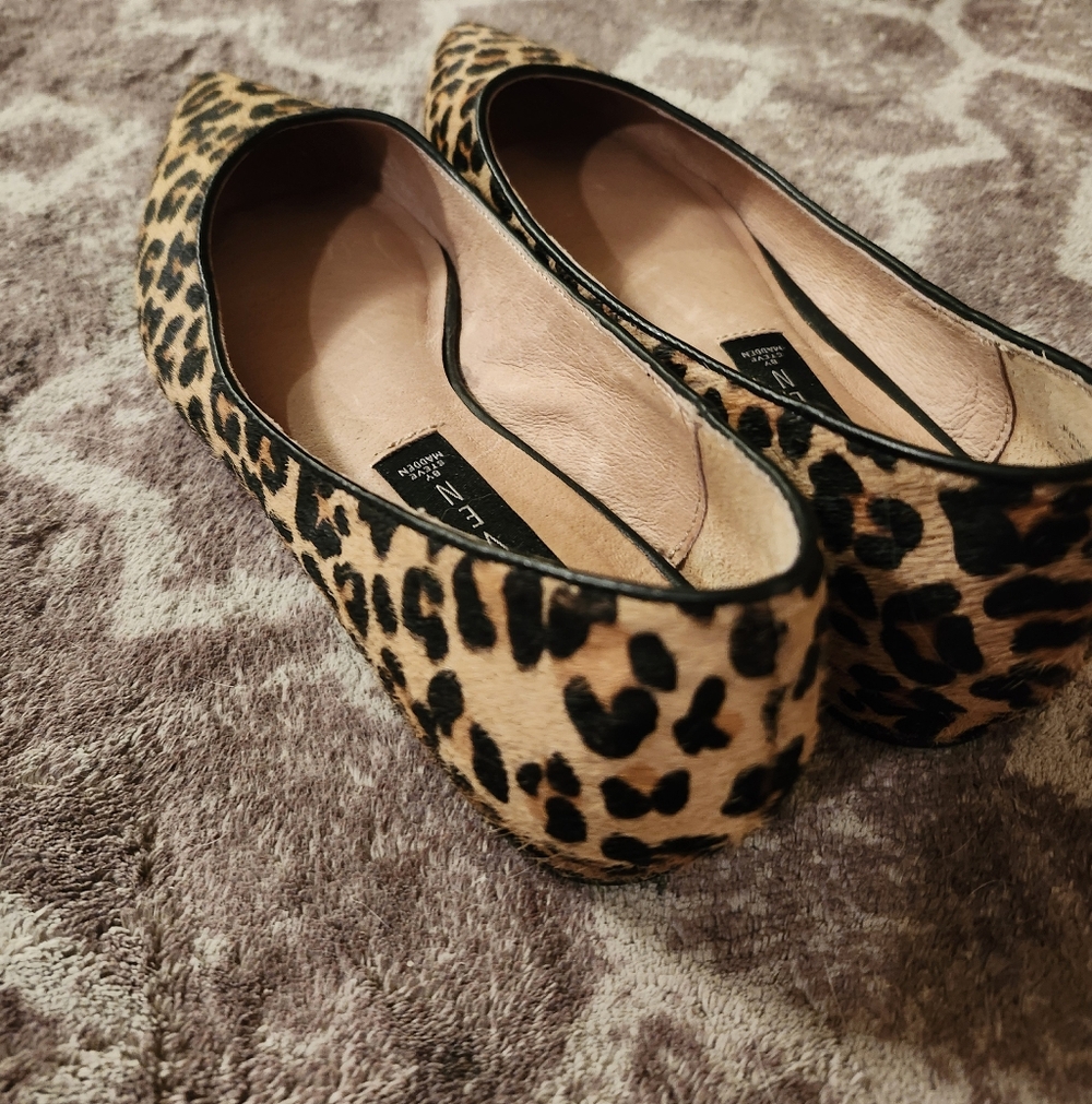 Steven By Steve Madden Calf Hair Leapord Print Point Flats 7.5 EUC - Picture 7 of 12